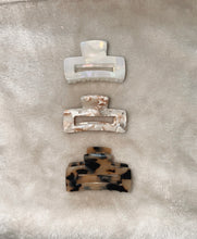 Load image into Gallery viewer, Mini Kids & Baby Claw Clip 3PK
