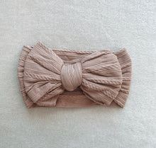Load image into Gallery viewer, Baby Knot Bow