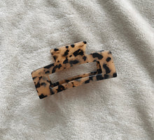 Load image into Gallery viewer, MEGA Tortoise Claw