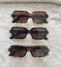 Load image into Gallery viewer, Kasey Sunglasses

