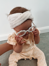 Load image into Gallery viewer, Flower Girl Sunglasses
