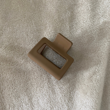 Load image into Gallery viewer, MINI Everyday Claw
