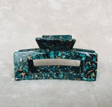 Load image into Gallery viewer, LARGE Valley Claw
