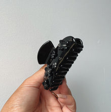 Load image into Gallery viewer, Fairy Land Clip in Black
