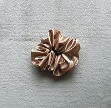 Load image into Gallery viewer, Oversized Scrunchies
