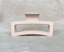 Load image into Gallery viewer, MEGA Everyday Claw Muted Pink
