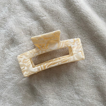 Load image into Gallery viewer, LARGE Cream Swirl Claw
